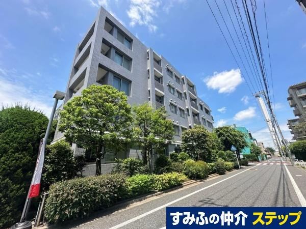 4LDK apartment in Setagaya Ward, Tokyo - Photo 1