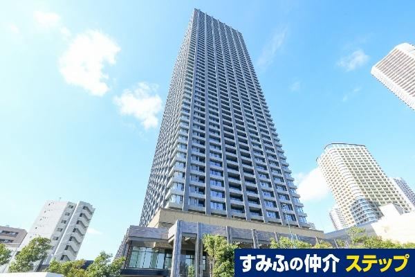Sunny 2LDK Apartment in Ichinotsubo - Photo 1