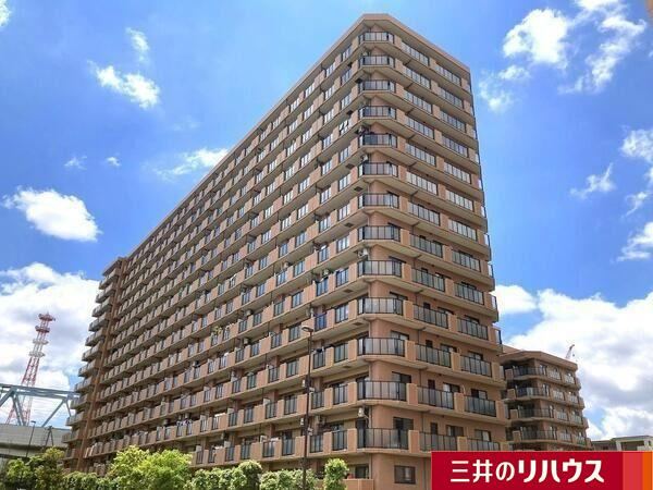 Spacious 3LDK Apartment in Koto City - Photo 1
