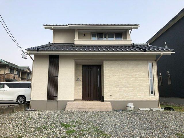 Modern 4LDK Home Near Angel Land - Photo 1