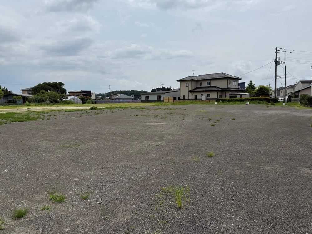 Flat Land in Yahbuki Town - Photo 1