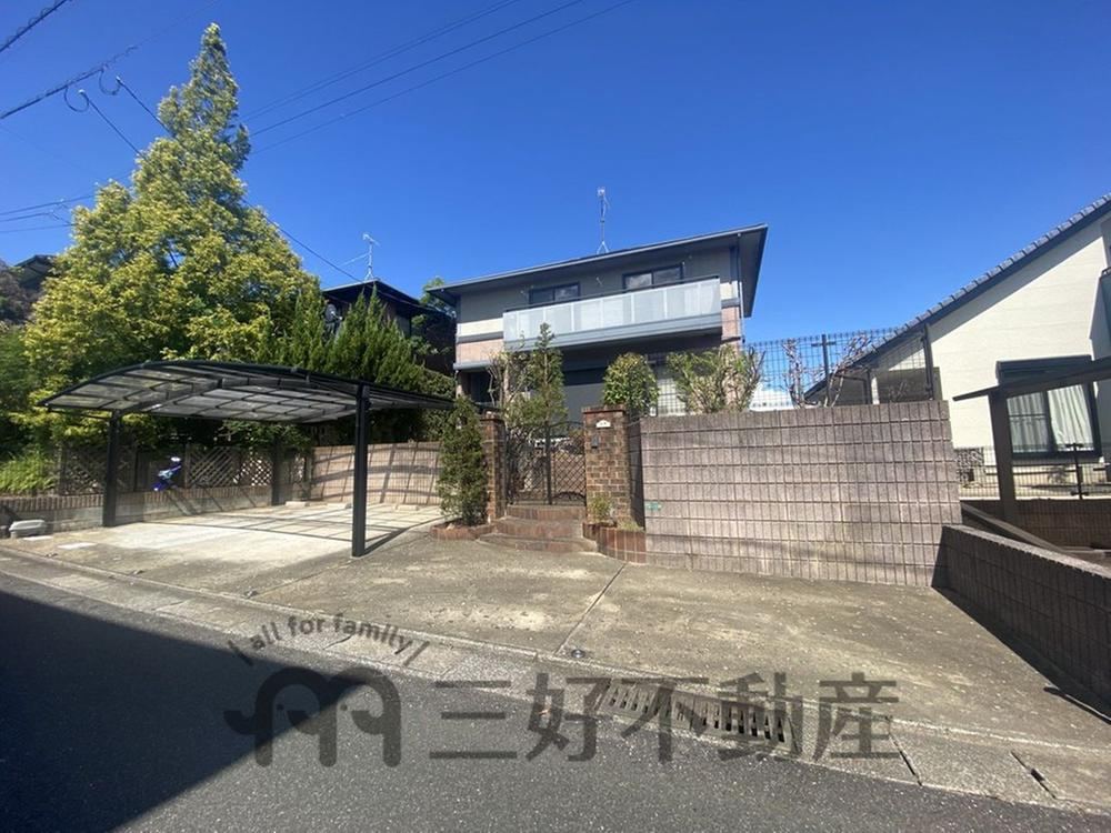 Well-Located 3LDK Home Near Misakigaoka Station - Photo 1