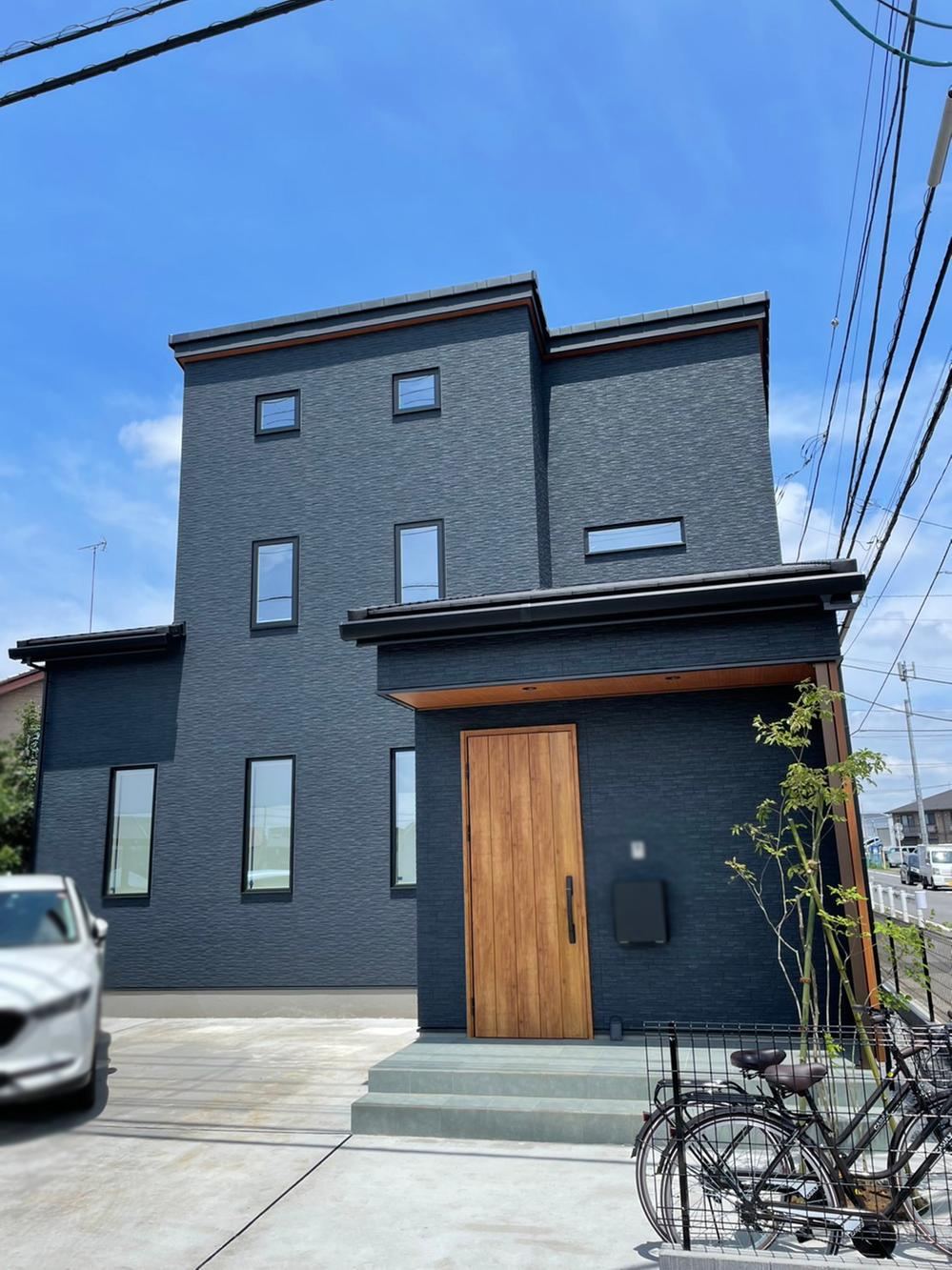 Stylish 2LDK House Built in 2022 in Chiba - Photo 1