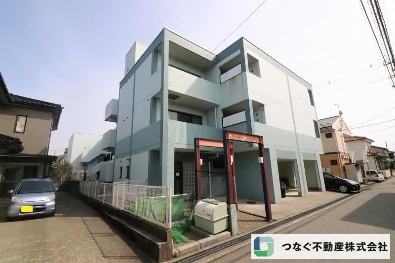 1K apartment in Kanazawa, Ishikawa - Photo 1