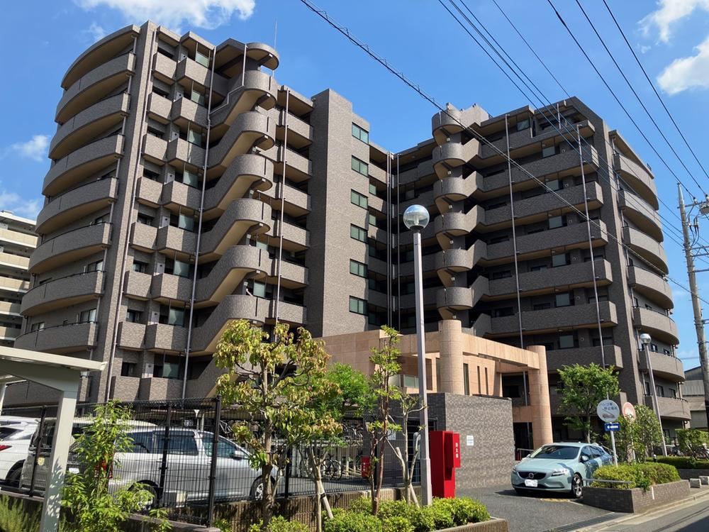 Comfortable 4LDK Apartment in Minamimachi - Photo 1