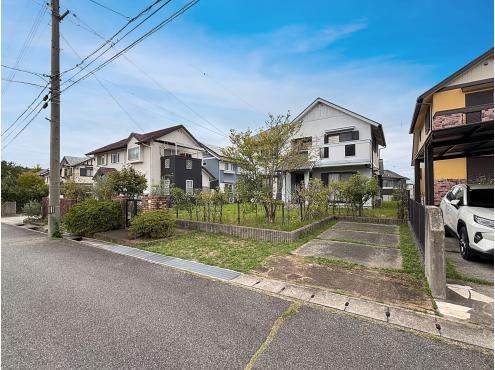Stylish 4LDK Home in Yurino Ki Daisan - Photo 1