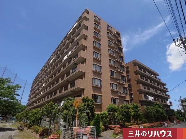 Renovated 4LDK Apartment in Murakami - Photo 1