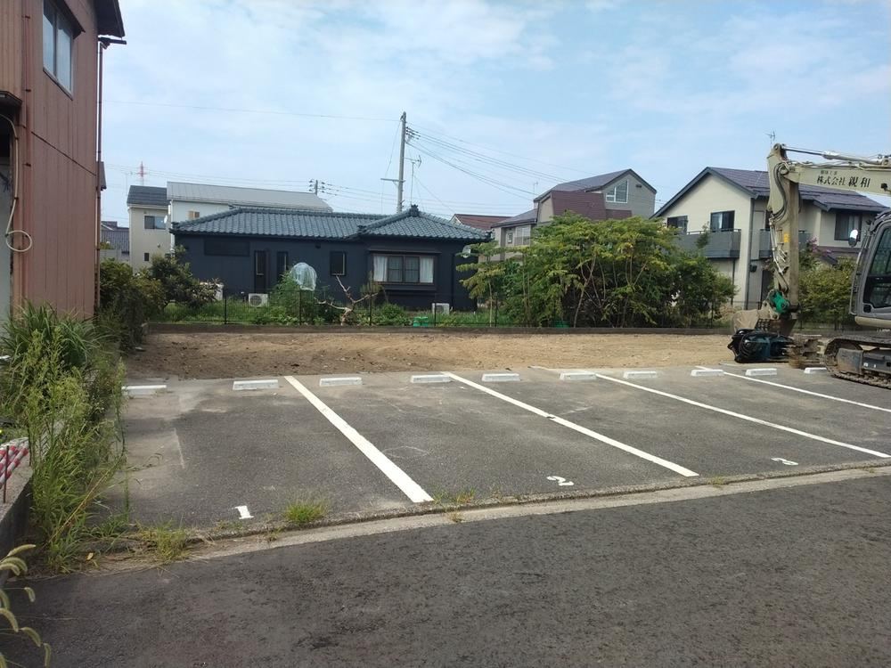 Large Land Suitable for Multi-Family Housing - Photo 1