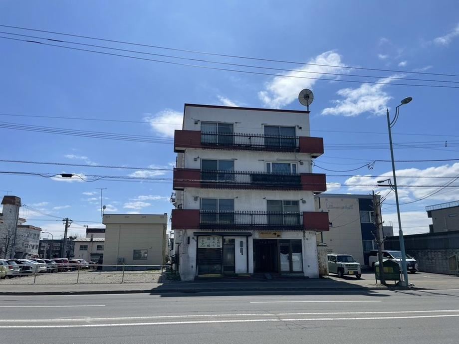 2LDK apartment in Asahikawa, Hokkaido - Photo 1