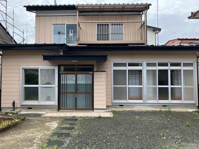 Spacious 5DK House with Private Garden in Ishinomaki - Photo 1