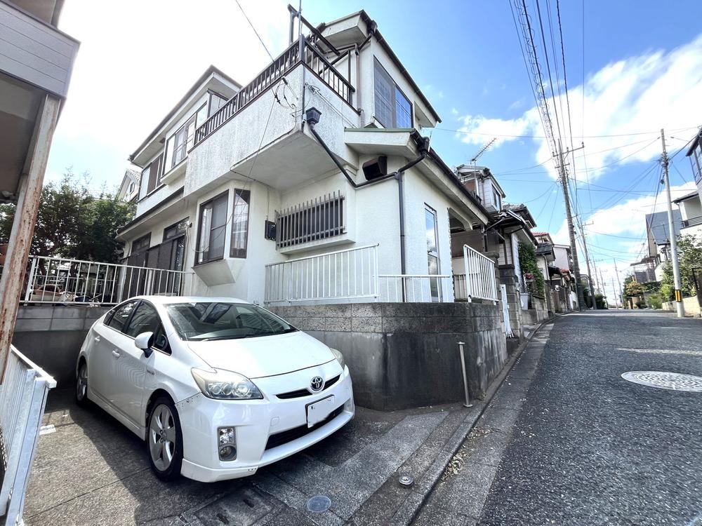 Fully Renovated Home in Hatanaka - Photo 1