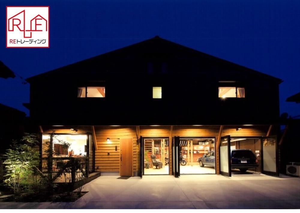 Stylish Home with Garage in Minamioka - Photo 1