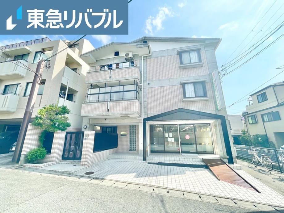 5LDK+S apartment in Higashinada Ward, Kobe, Hyogo - Photo 1