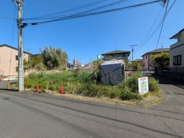 Spacious Land Near Akatsuka Station - Photo 1