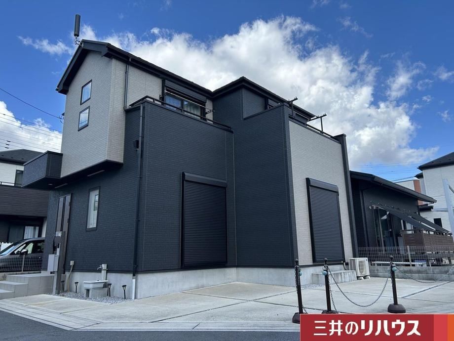 Modern 4LDK Home in Aoyagi - Photo 1
