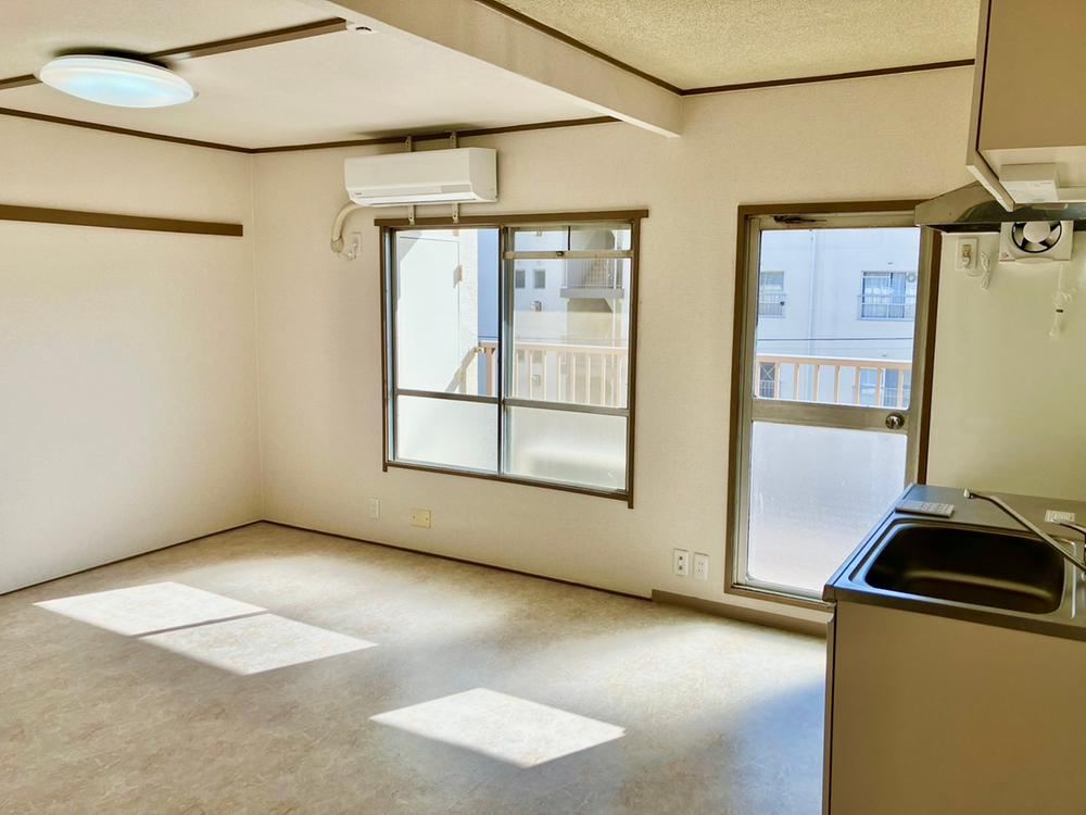 Cozy 2LDK Apartment in Midoridai - Photo 1