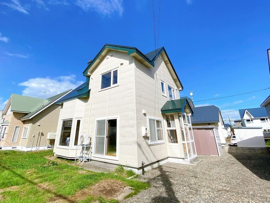 Renovated 4LDK House in Eniwa - Photo 1