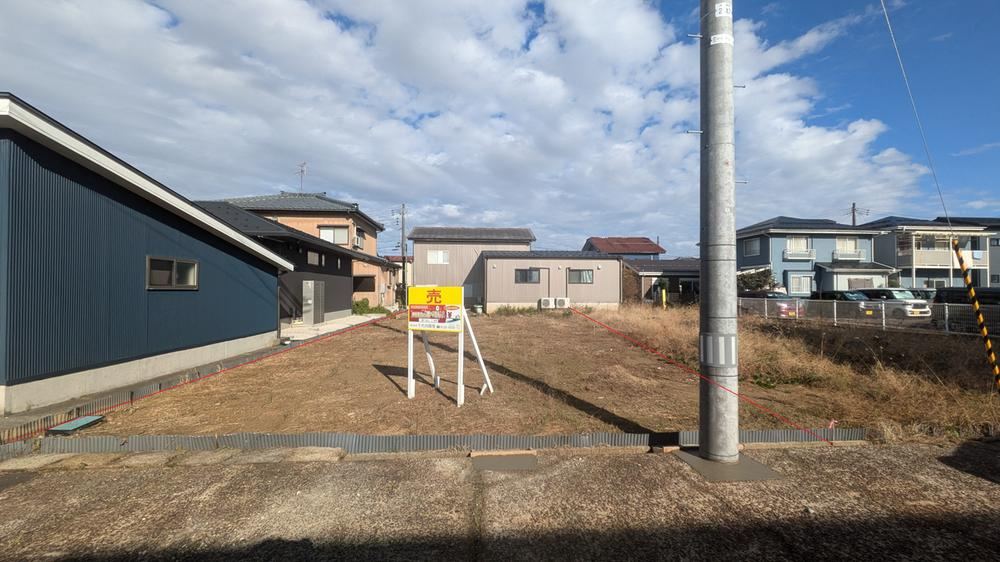 Private Land Plot with Sunny Exposure - Photo 1