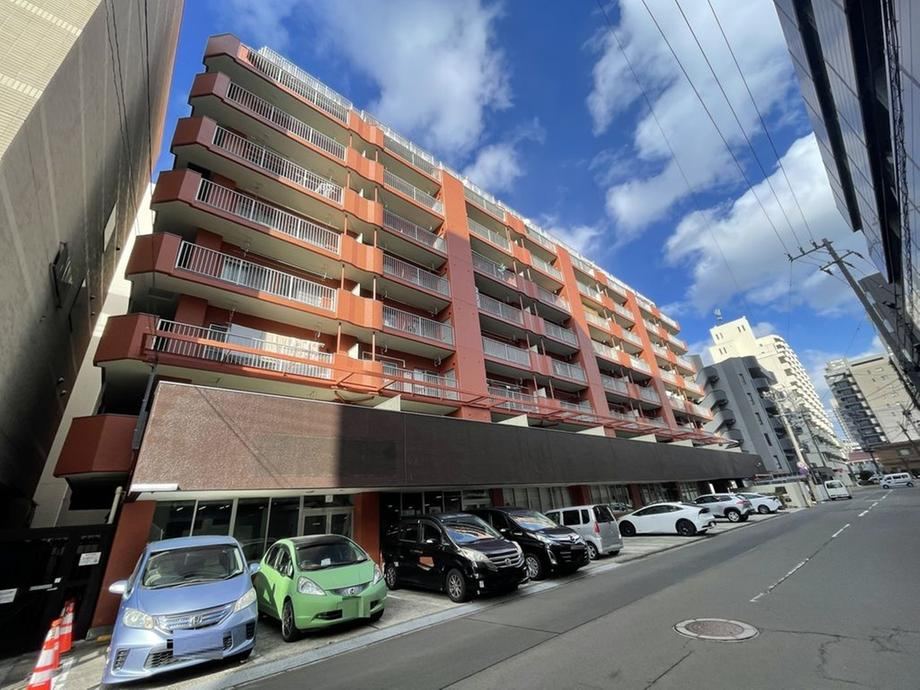 Modern 2LDK Apartment in Sendai - Photo 1
