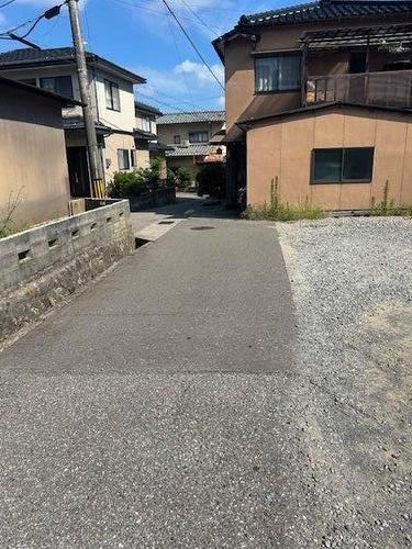 151 m² land in Kanazawa, Ishikawa - Photo 1