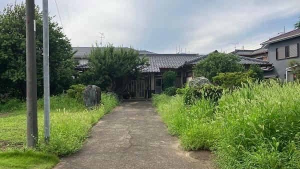 893 m² land in Kashiwa, Chiba - Photo 1