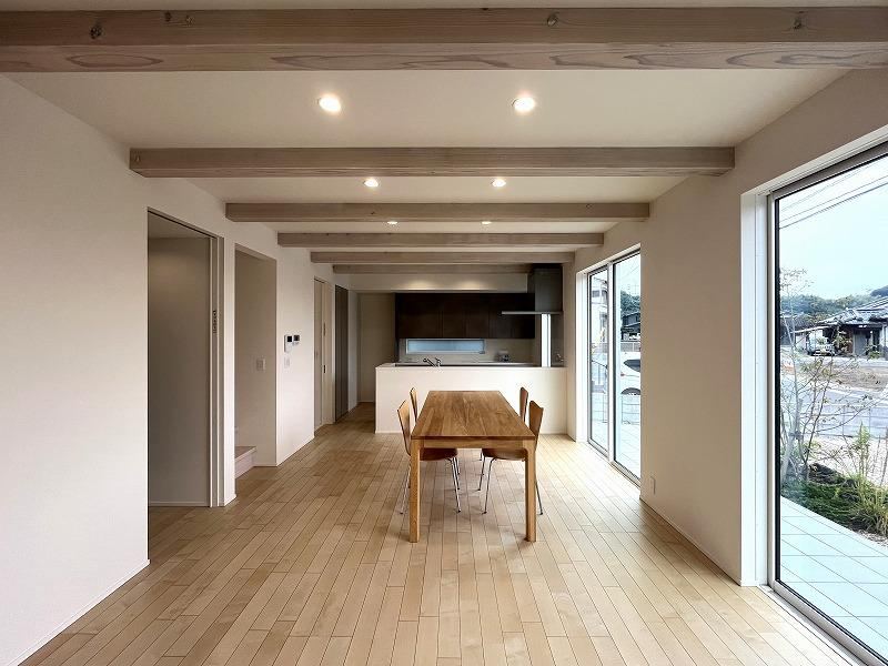 Model House for Sale in Nature-Filled Park Villa - Photo 1