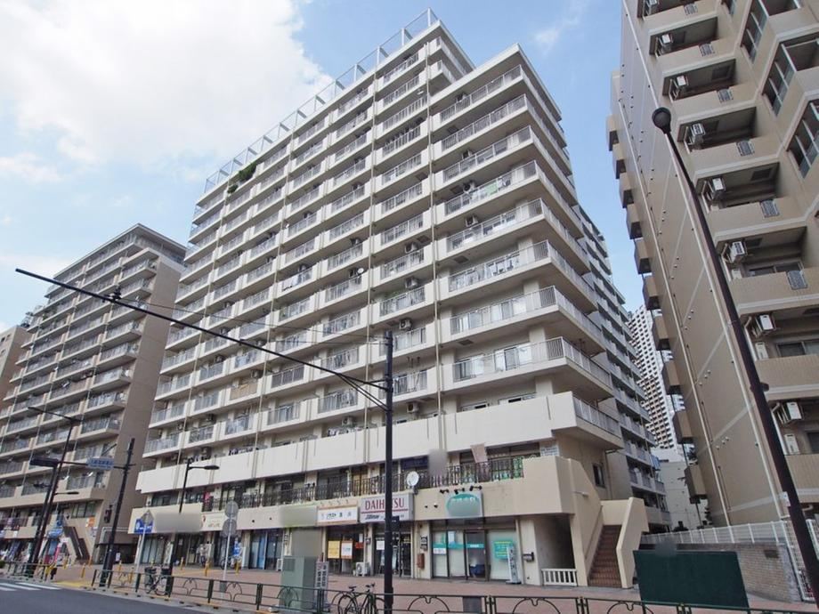 Convenient 2DK+S Apartment in Osaki - Photo 1