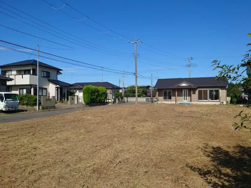 Family-Friendly Land in Arano Area - Photo 1
