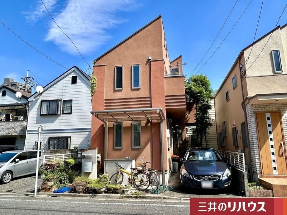 Cozy 3LDK Home in Kamirenjaku Area - Photo 1