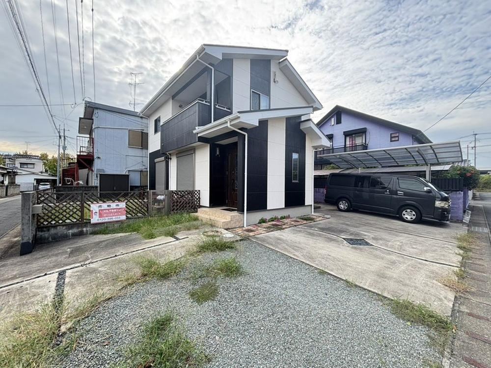 Modern 4LDK Home Near Arao City Mall - Photo 1