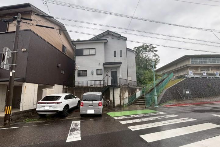 4LDK Home with Parking Near Naka Elementary School - Photo 1