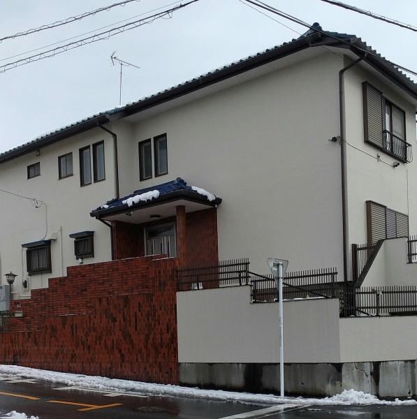Sunny 5LDK House on Elevated Corner Lot in Okegawa - Photo 1