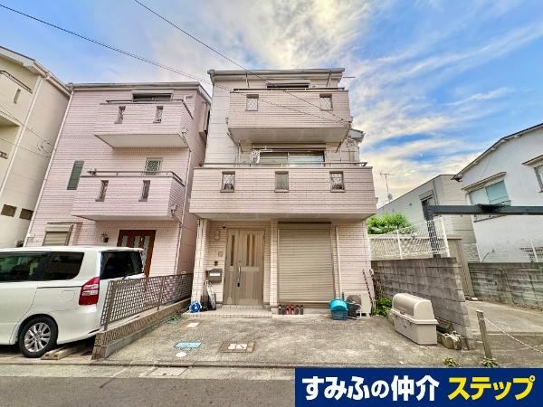 Expansive 6LDK House Near Koiwa Station - Photo 1