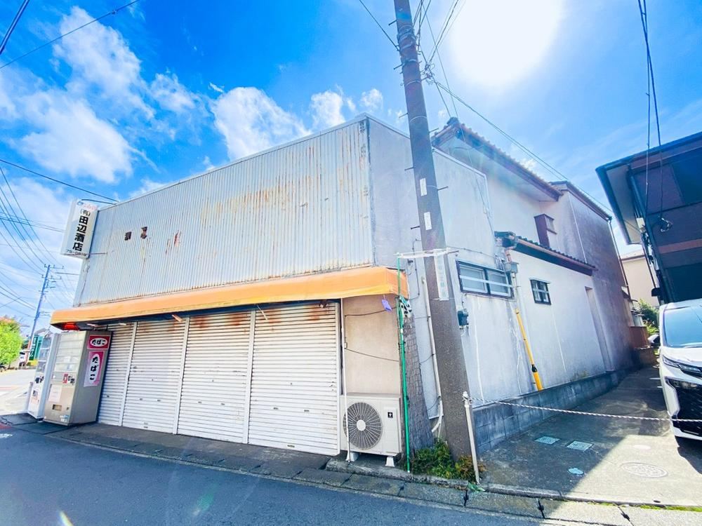 Spacious Land with No Building Conditions in Samukawa - Photo 1