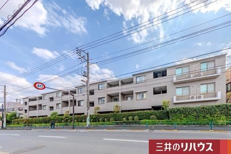 Spacious 3LDK Apartment in Imagawa - Photo 1