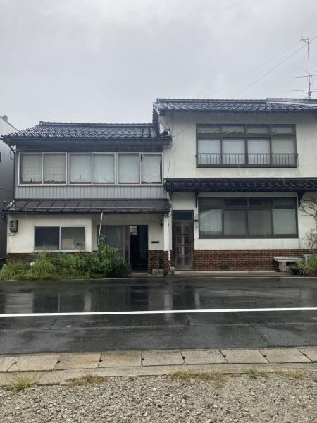 Riverside 12DK House in Yonago - Photo 1