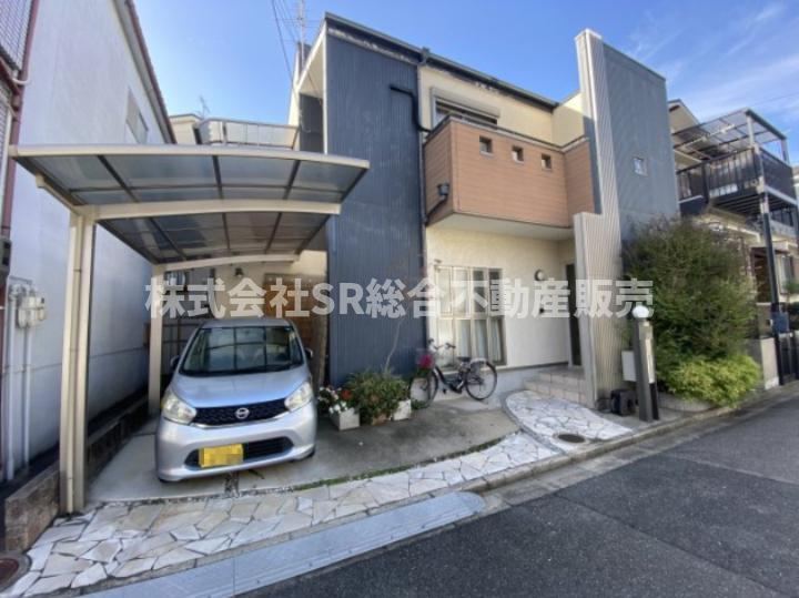 4LDK Detached House with Loft in Higashi-Osaka - Photo 1