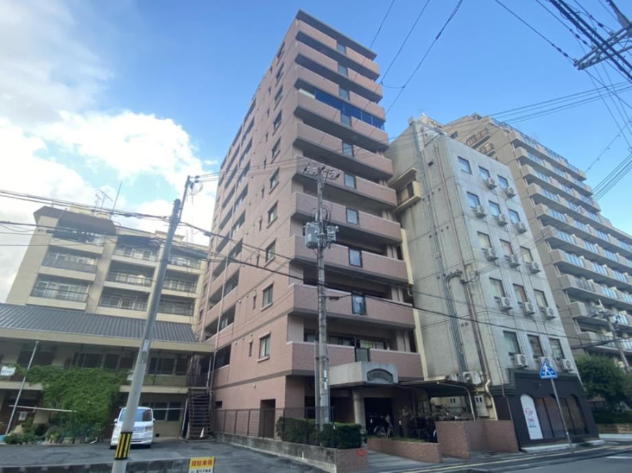 2LDK+S apartment in Akashi, Hyogo - Photo 1