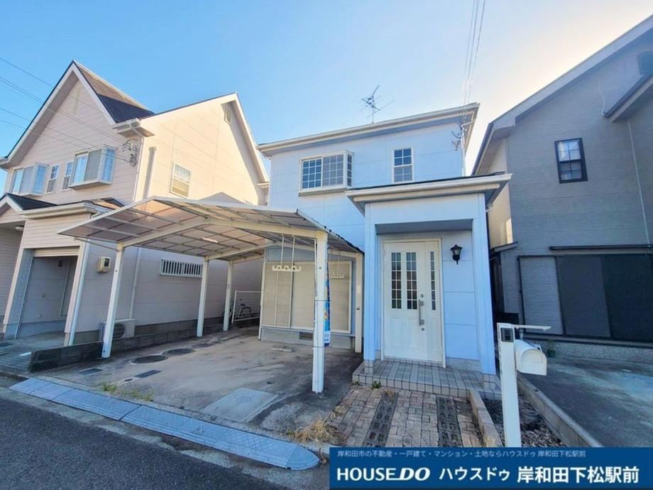 4LDK Detached House Near Higashi-Kaizuka Station - Photo 1