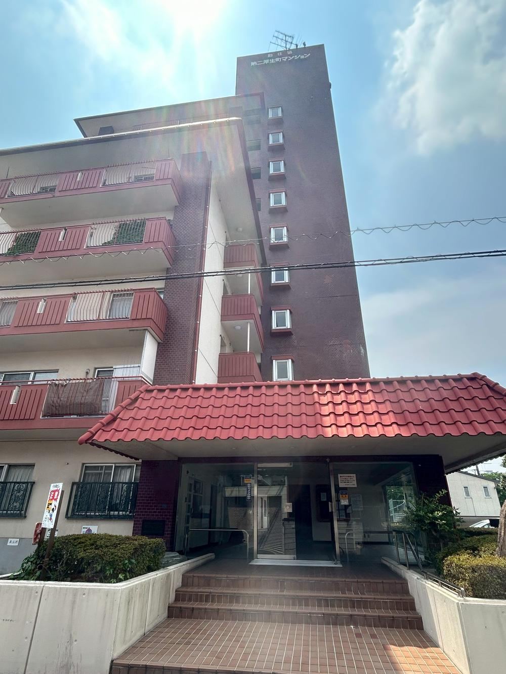 4LDK apartment in Kita Ward, Okayama - Photo 1