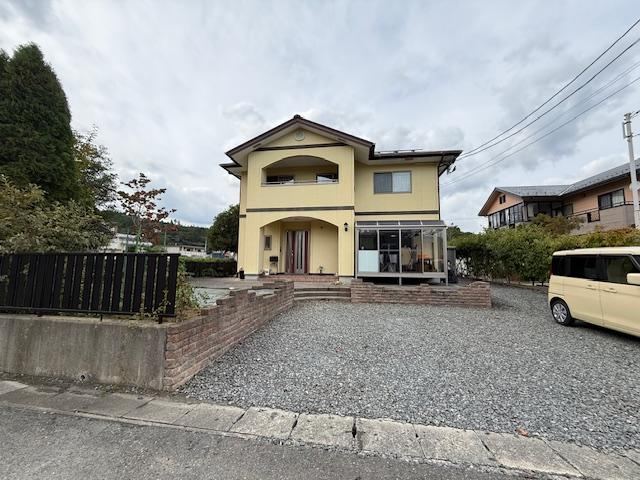 Eco-Friendly 3LDK House with Solar Panels in Kesennuma - Photo 1