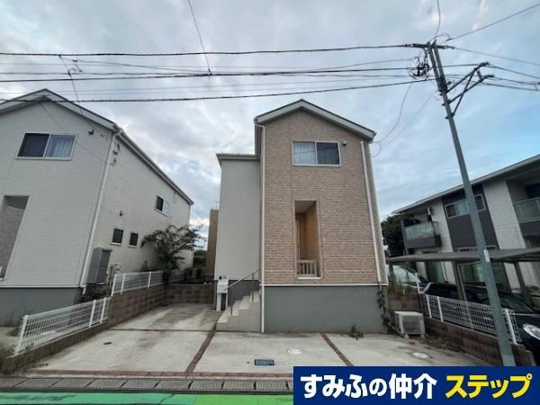 Well-Maintained 4LDK House in Chishiodai Minami, Chiba - Photo 1