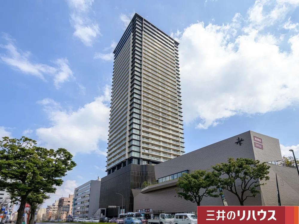 2LDK apartment in Sawara Ward, Fukuoka - Photo 1
