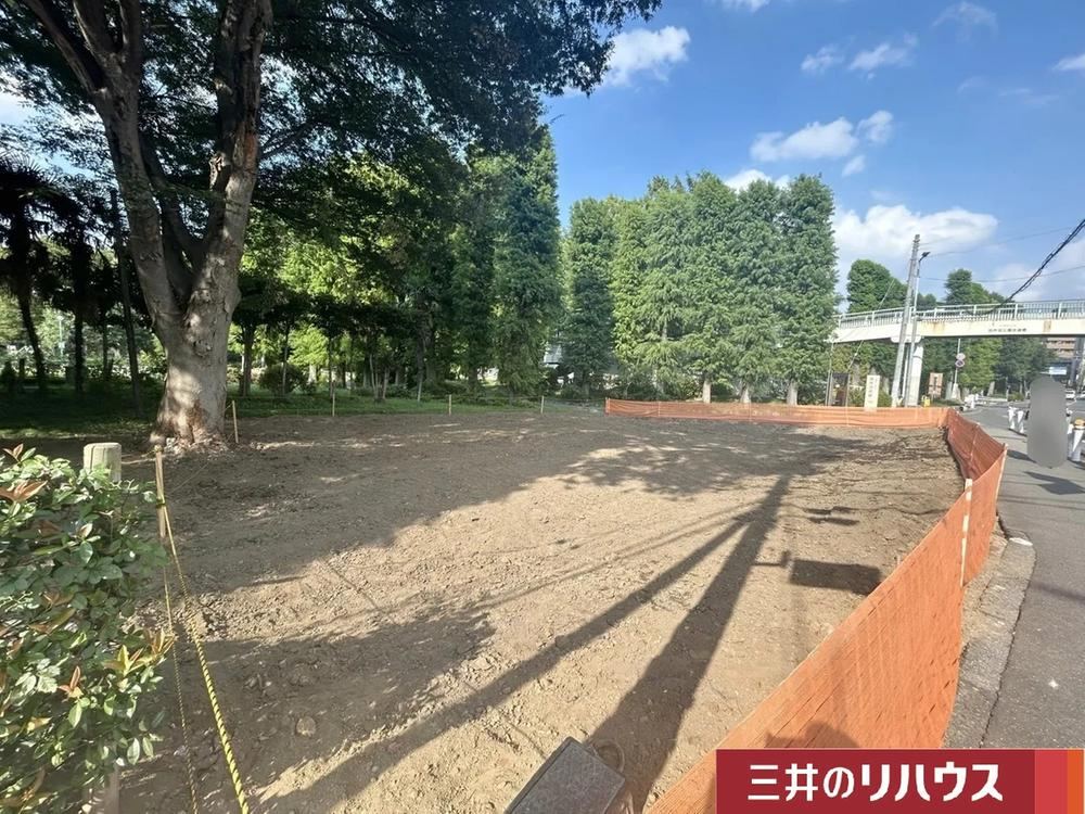 Versatile Land in Bessho, Saitama - Photo 1