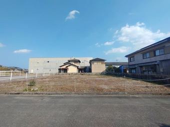 plot of land in Usuki