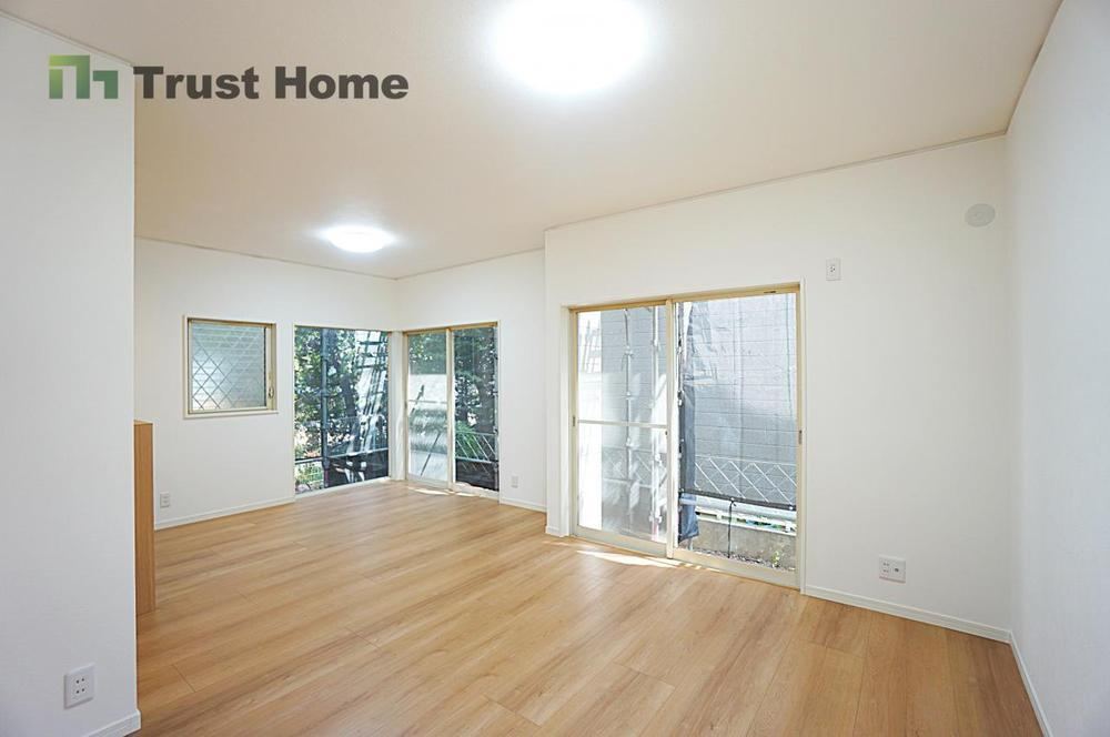 4LDK House in Imazatocho with Great Access - Photo 1