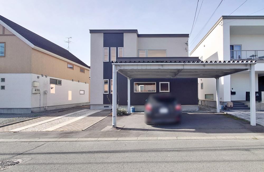 Modern 4LDK House in Nagayama Area - Photo 1
