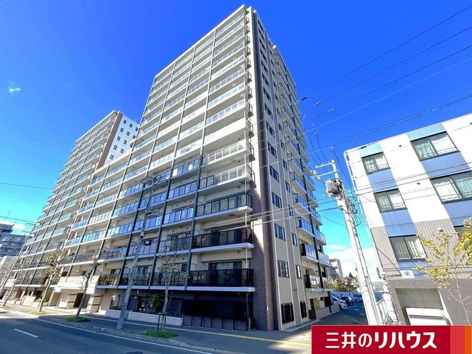 4LDK apartment in Atsubetsu Ward, Sapporo, Hokkaido - Photo 1