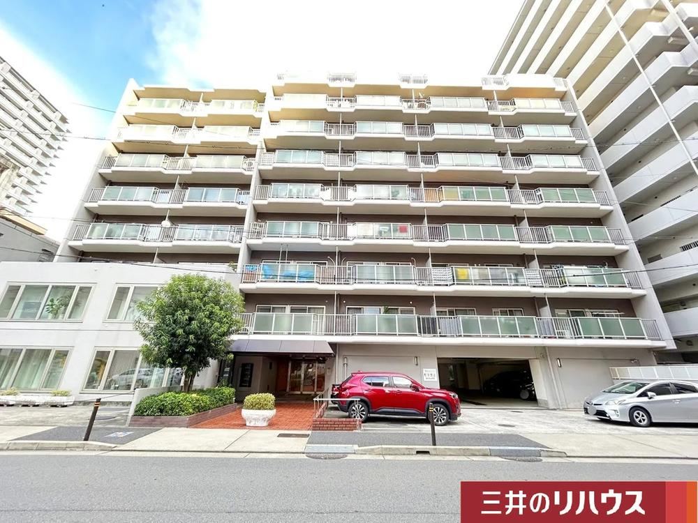 3LDK apartment in Higashi Ward, Nagoya, Aichi - Photo 1