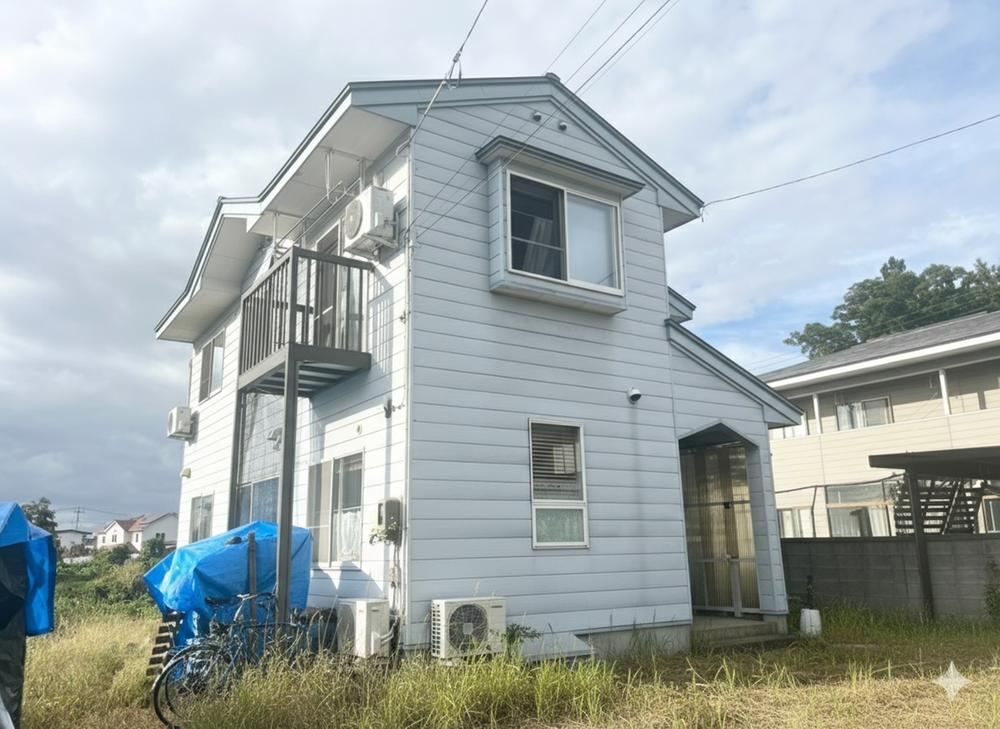 Spacious 4LDK House in Quiet Residential Area - Photo 1